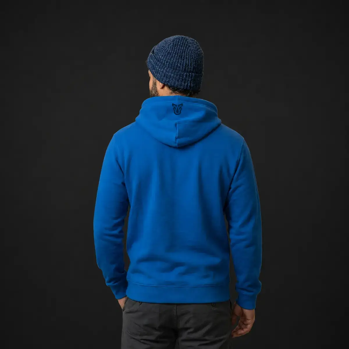 Buzo-Capota-Hombre-Azul-Trasera