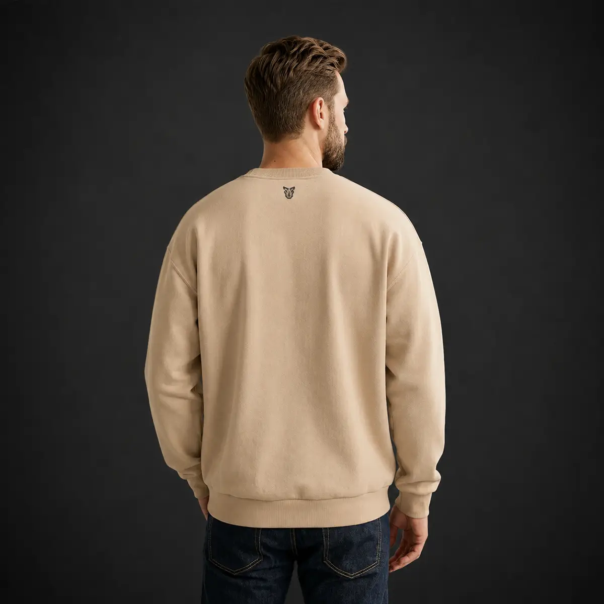 Buzo-Hombre-Beige-Trasero